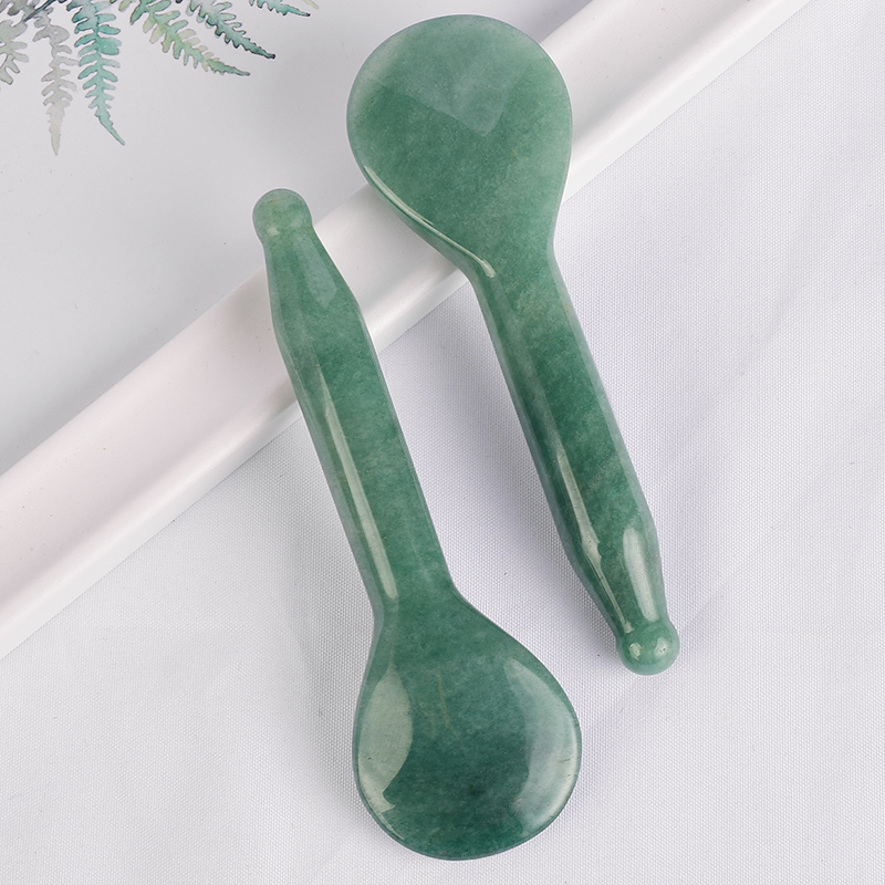 Spoon-Shaped Green Aventurine Guasha Scraping Stone for Spa Relaxing Meditation Massage