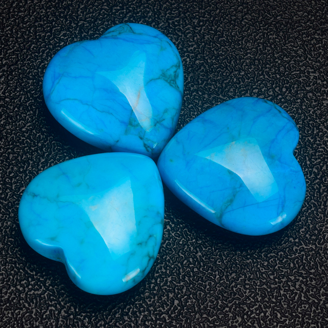 20mm 30mm 35mm Turquoise Heart Shape Gemstone Beads Natural Turquoise Crystal Hearts